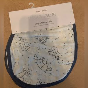 NWT Aden + Anais White Label Burb/Bib